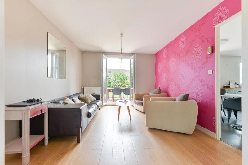 Maison - 169 m² - 7 pièces