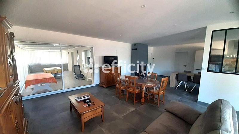 Maison - 136 m² - 5 pièces