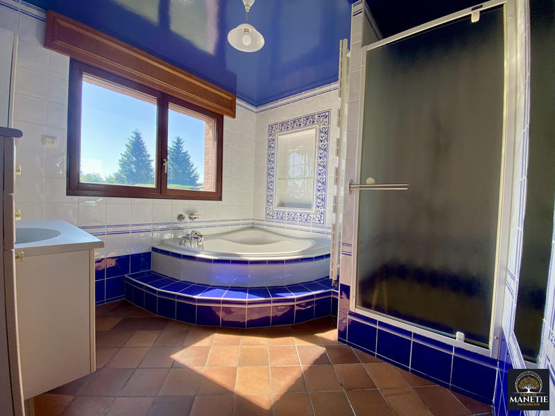 Maison - 141 m² - 6 pièces