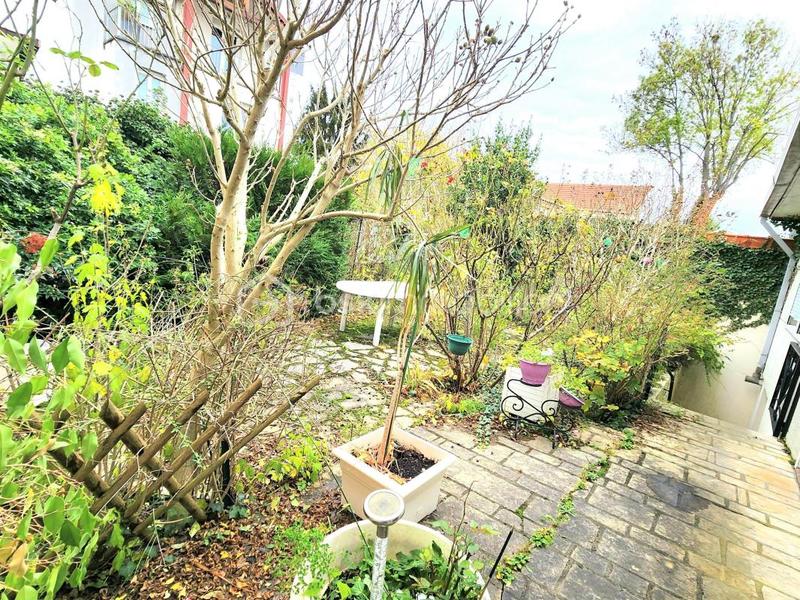 Maison de ville - 90 m² - 4 pièces