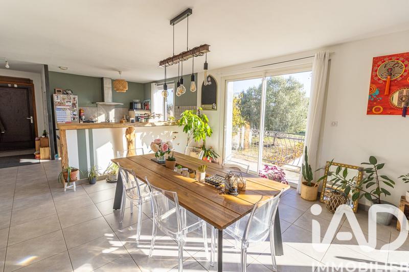 Maison - 120 m² - 6 pièces