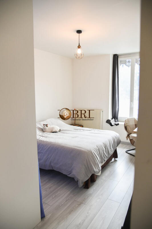 Appartement - 90 m² - 4 pièces