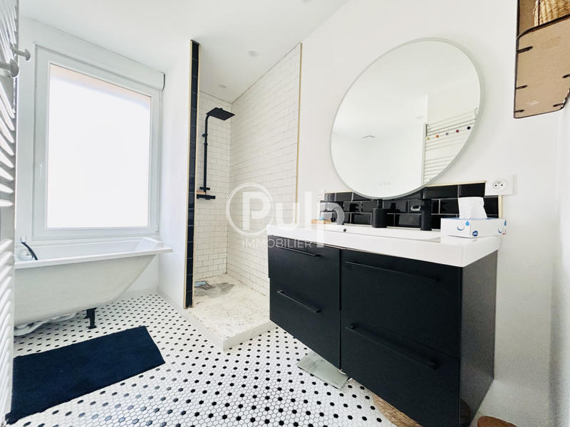 Corps de ferme - 143 m² - 6 pièces