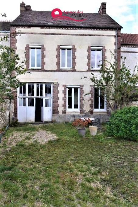 Maison - 98 m² - 6 pièces