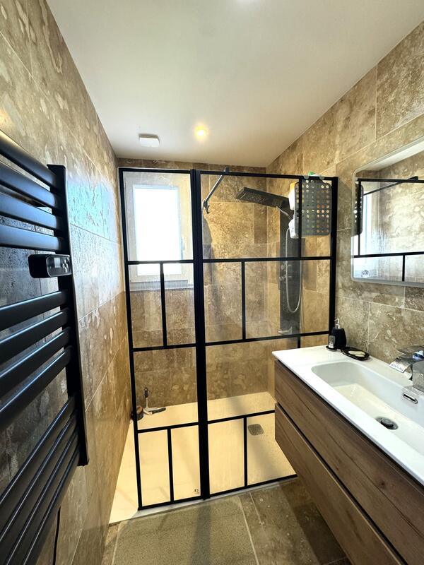 Maison - 110 m² - 6 pièces