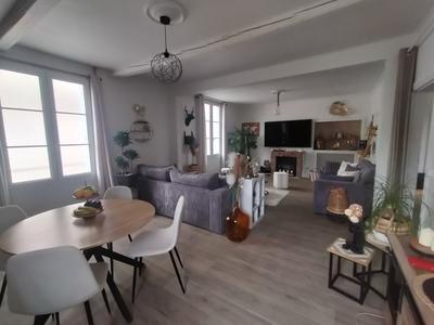 Maison - 167 m² - 7 pièces