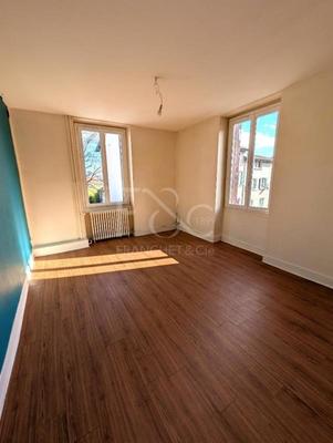 Appartement - 86 m² - 4 pièces
