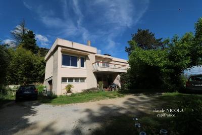 Maison d'architecte - 122 m² - 5 pièces