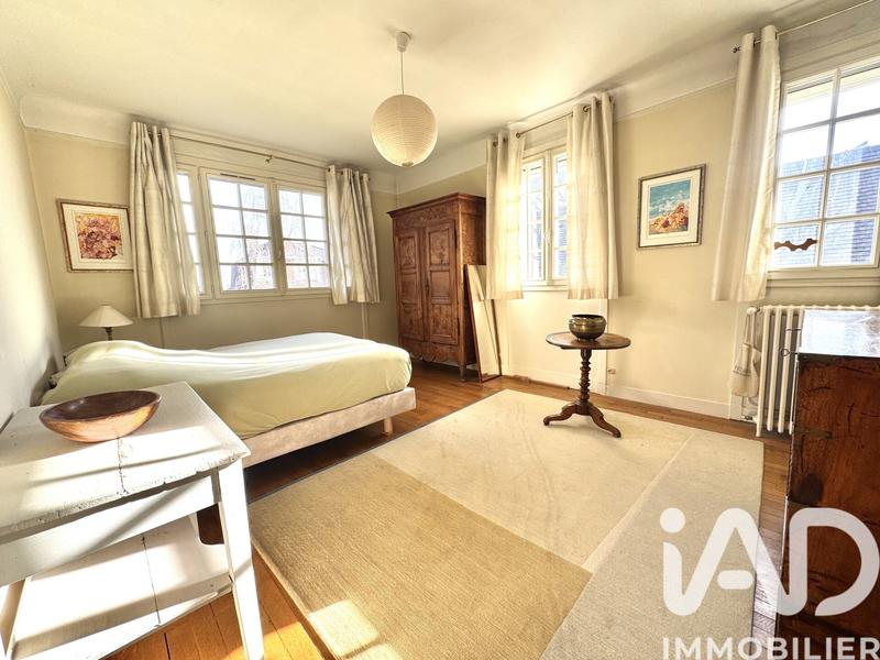 Maison - 190 m² - 6 pièces