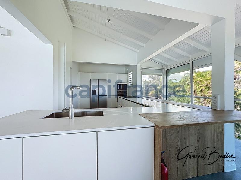 Villa - 226 m² - 6 pièces