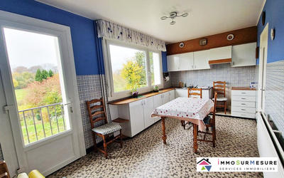 Maison - 102 m² - 6 pièces