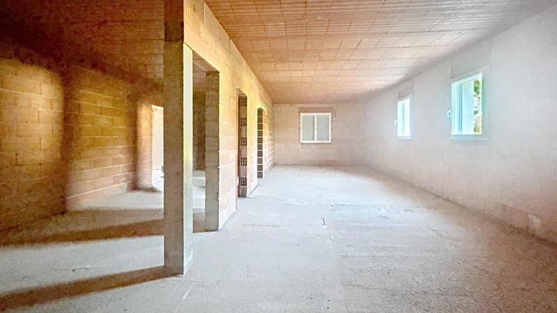 Maison - 180 m² - 6 pièces