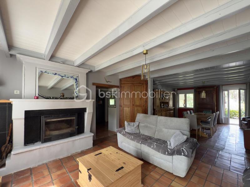 Propriété - 145 m² - 5 pièces