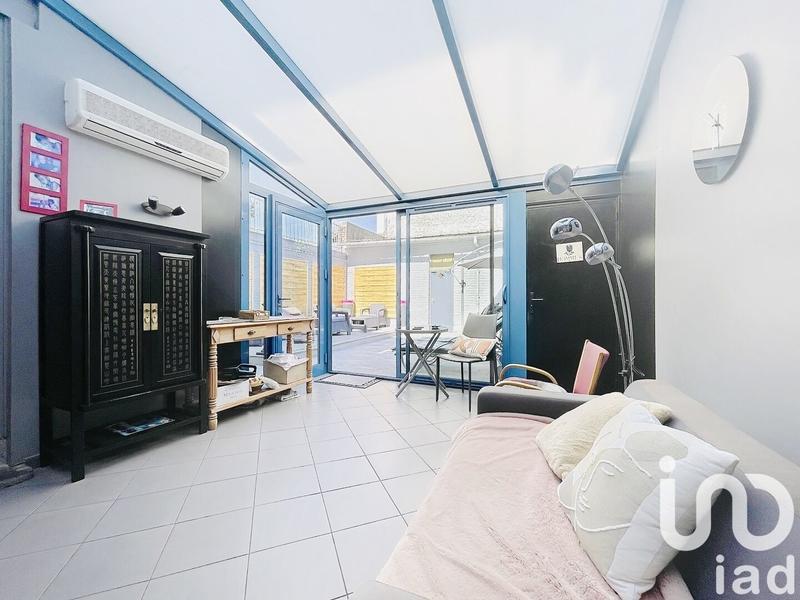 Maison - 239 m² - 9 pièces