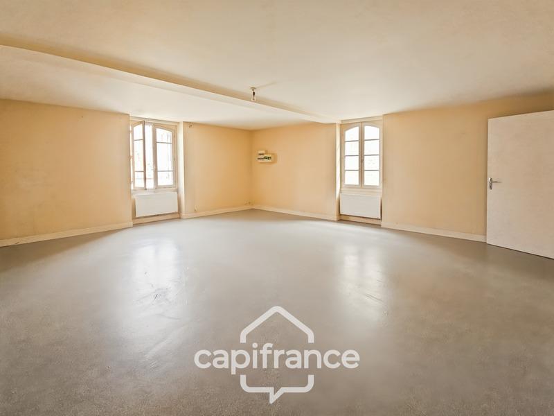 Maison en pierre - 165 m² - 7 pièces