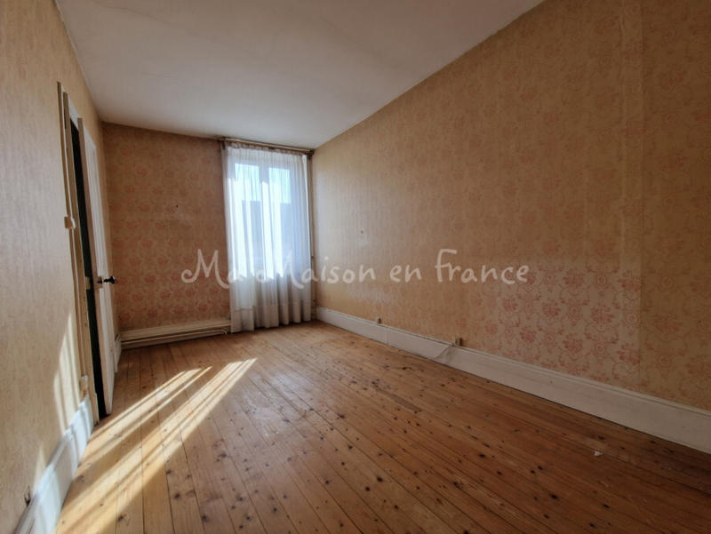 Maison - 192 m² - 7 pièces