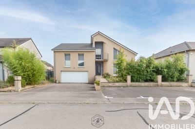 Maison - 152 m² - 6 pièces