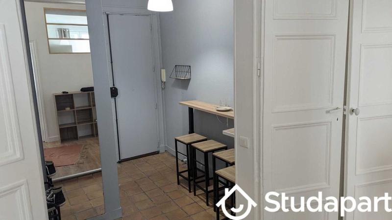 Chambre - 10 m² - 1 pièce