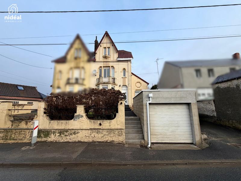 Maison - 127 m² - 6 pièces