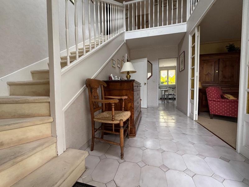 Maison - 173 m² - 7 pièces