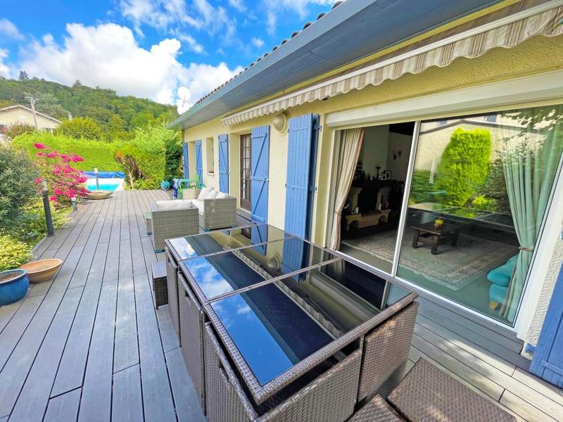 Maison - 152 m² - 5 pièces