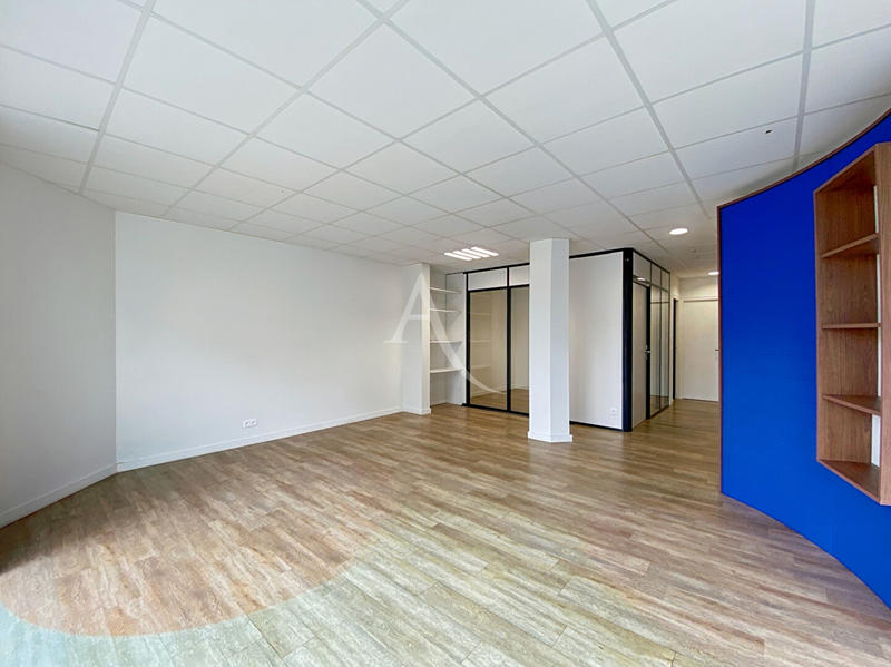 Local commercial - 71 m²