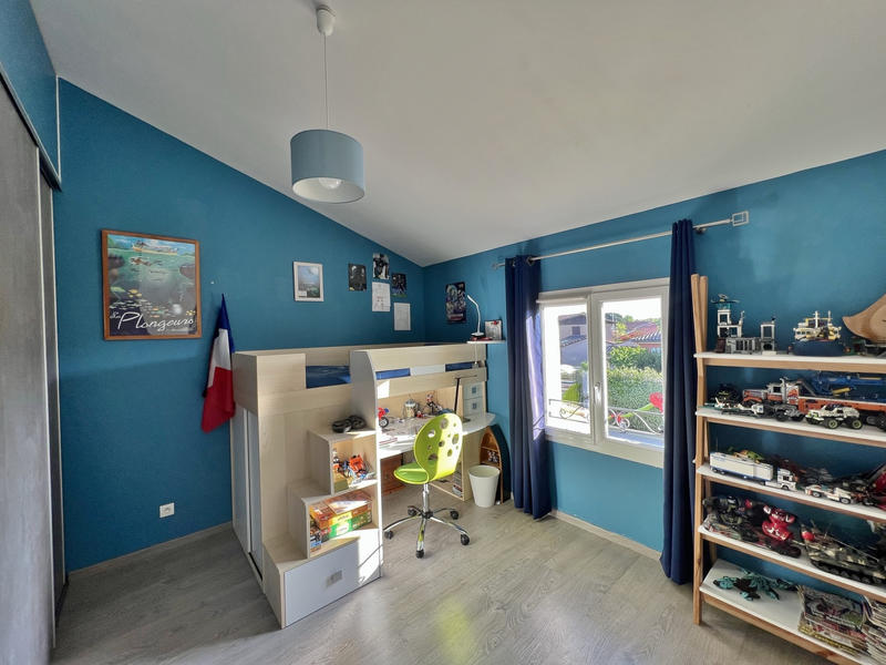 Villa - 192 m² - 8 pièces