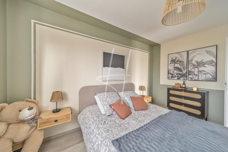 Appartement - 84 m² - 5 pièces