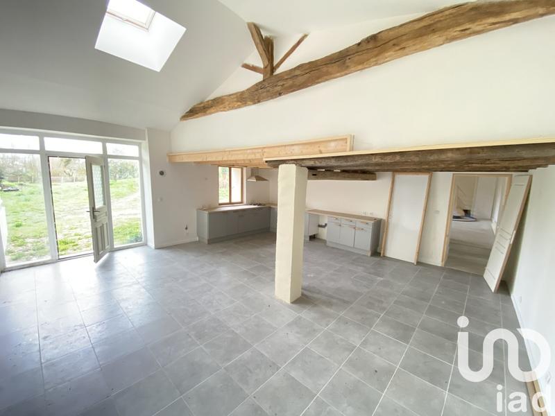 Maison - 250 m² - 6 pièces