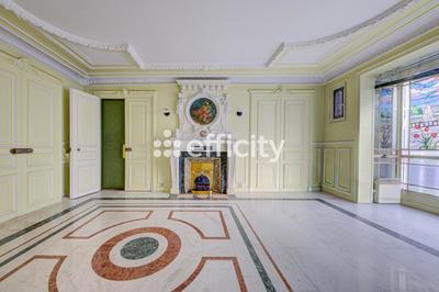 Appartement - 184 m² - 6 pièces