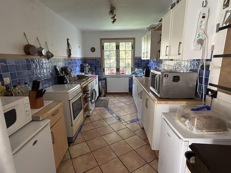 Maison - 96 m² - 5 pièces