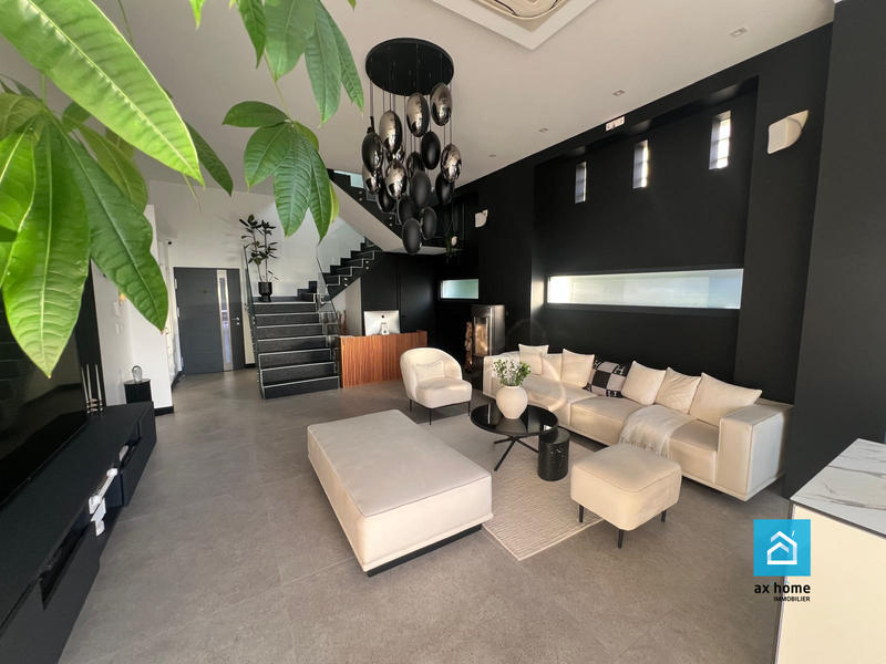 Maison contemporaine - 145 m² - 4 pièces