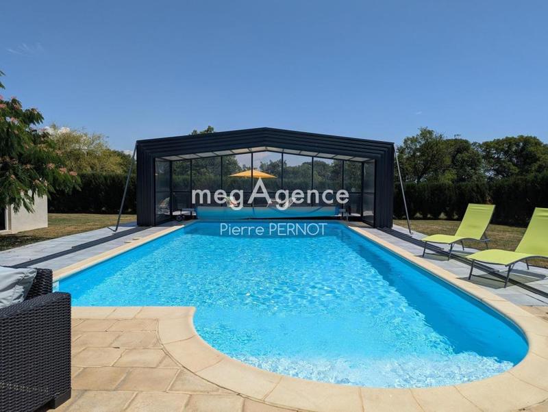 Maison - 294 m² - 10 pièces