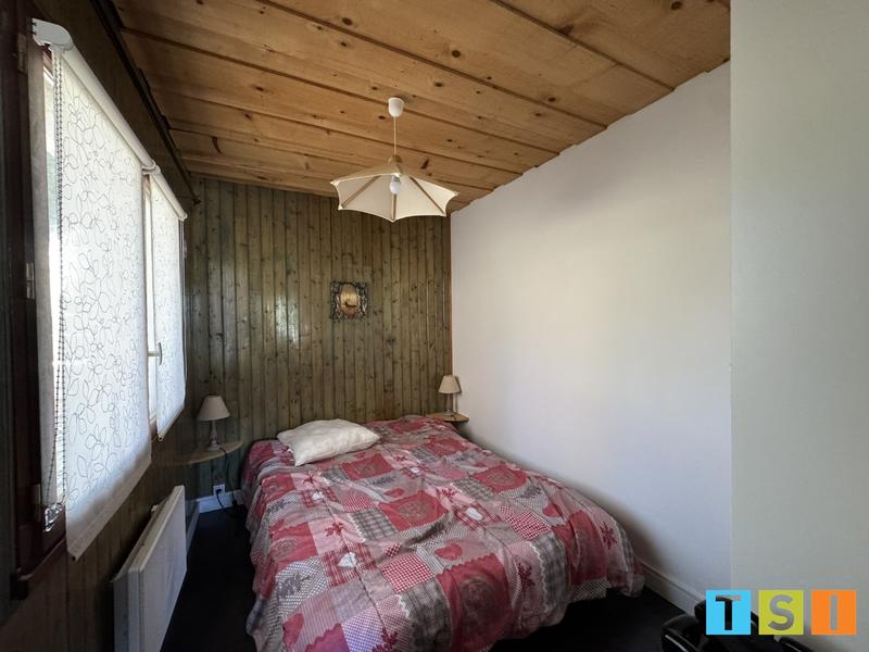 Maison - 187 m² - 11 pièces