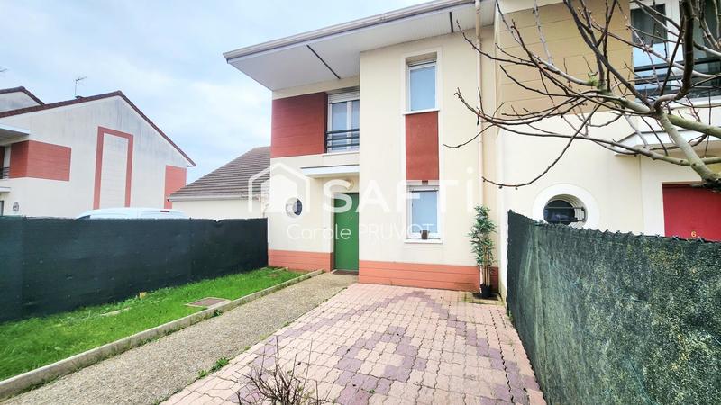 Maison - 94 m² - 5 pièces