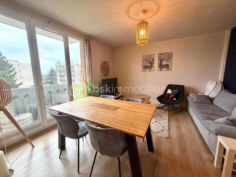 Appartement - 74 m² - 4 pièces