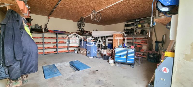 Maison - 270 m² - 10 pièces