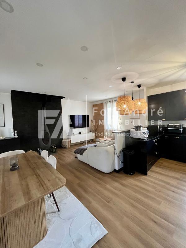 Maison - 111 m² - 5 pièces