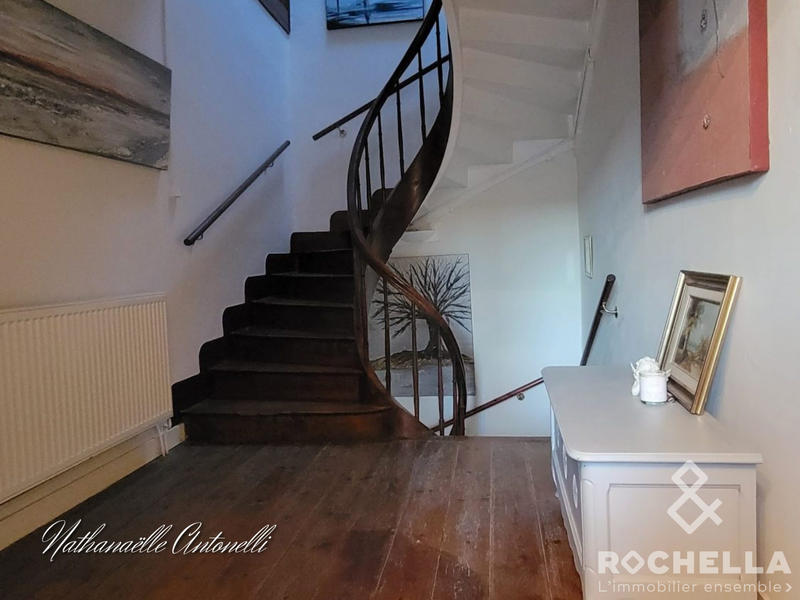 Maison ancienne - 532 m² - 19 pièces