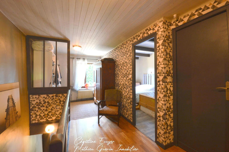 Maison ancienne - 200 m² - 7 pièces