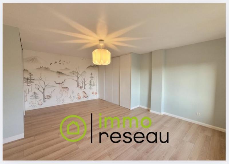 Maison - 203 m² - 7 pièces