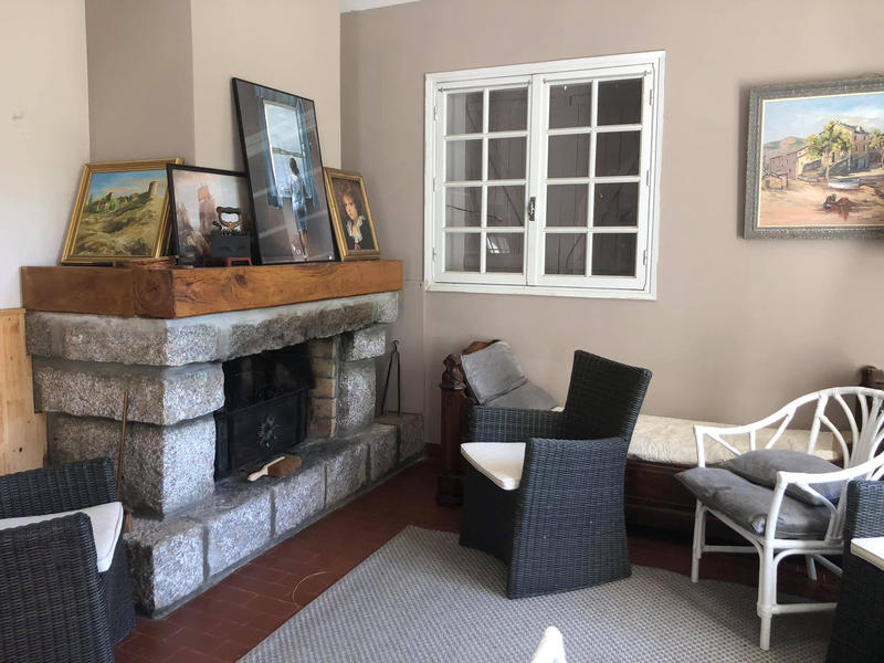 Maison de village - 204 m² - 6 pièces