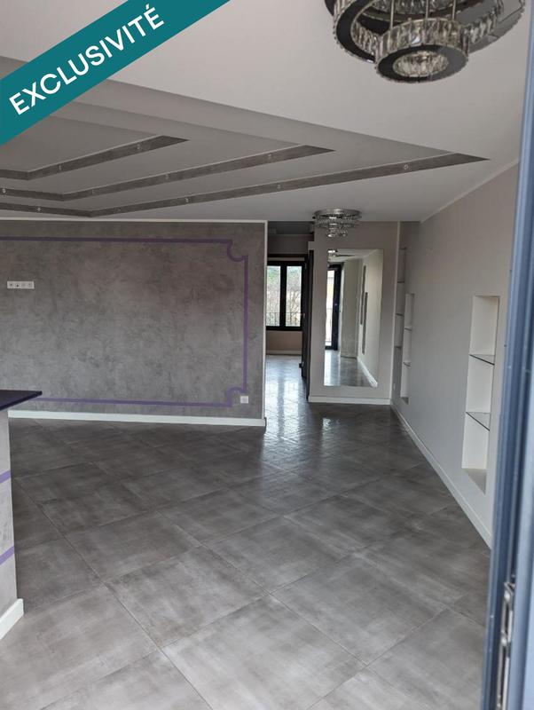 Local commercial - 77 m² - 3 pièces