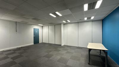 Bureau - 335 m²