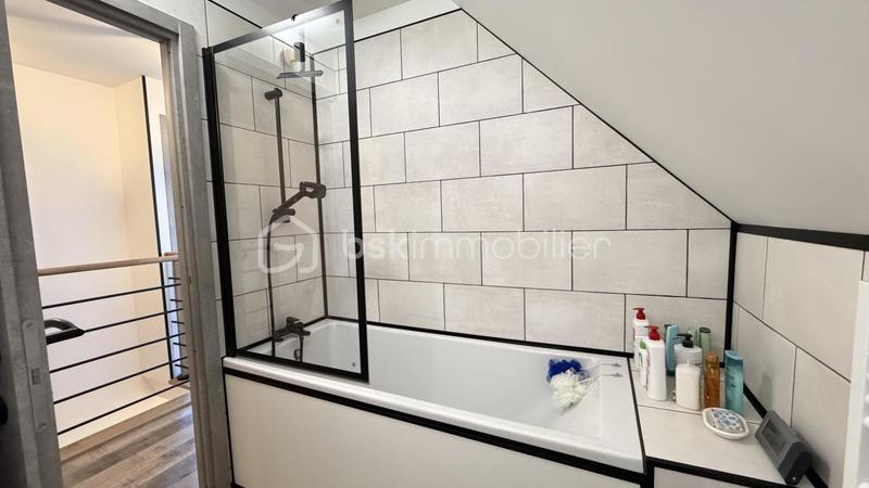 Propriété - 140 m² - 6 pièces