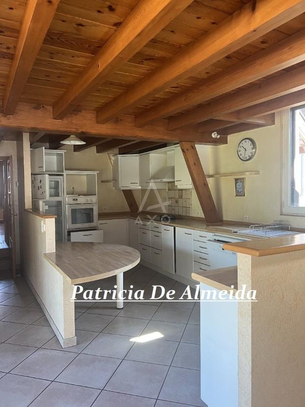 Maison - 168 m² - 6 pièces