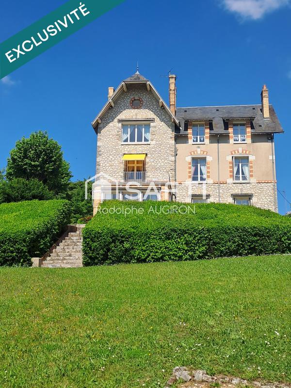 Villa - 304 m² - 10 pièces