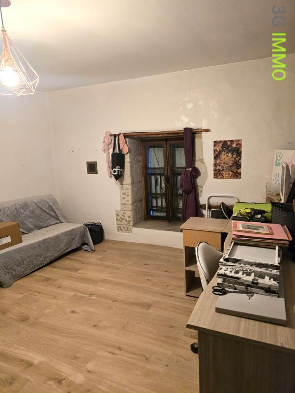 Maison en pierre - 158 m² - 1 pièce