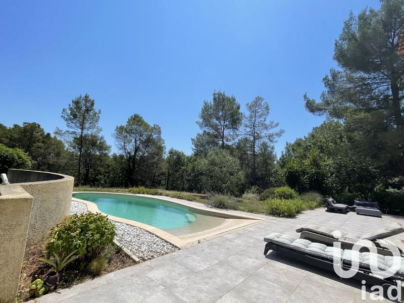 Maison - 143 m² - 6 pièces