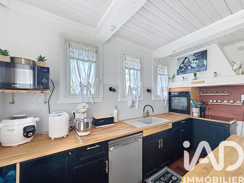 Maison - 177 m² - 7 pièces